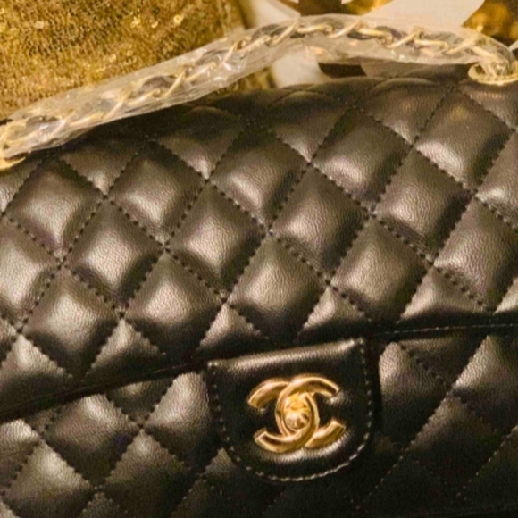 Designer purse - Picture 1 of 3